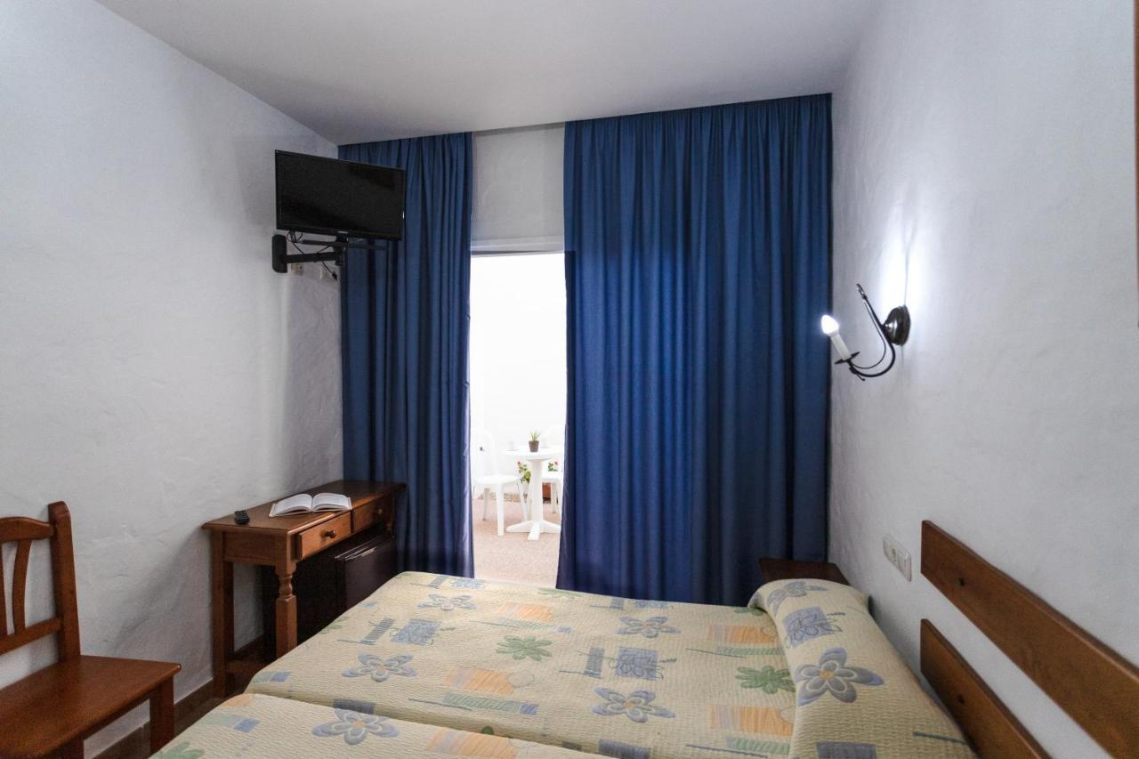 Hotel Oasis Atalaya Conil De La Frontera Luaran gambar