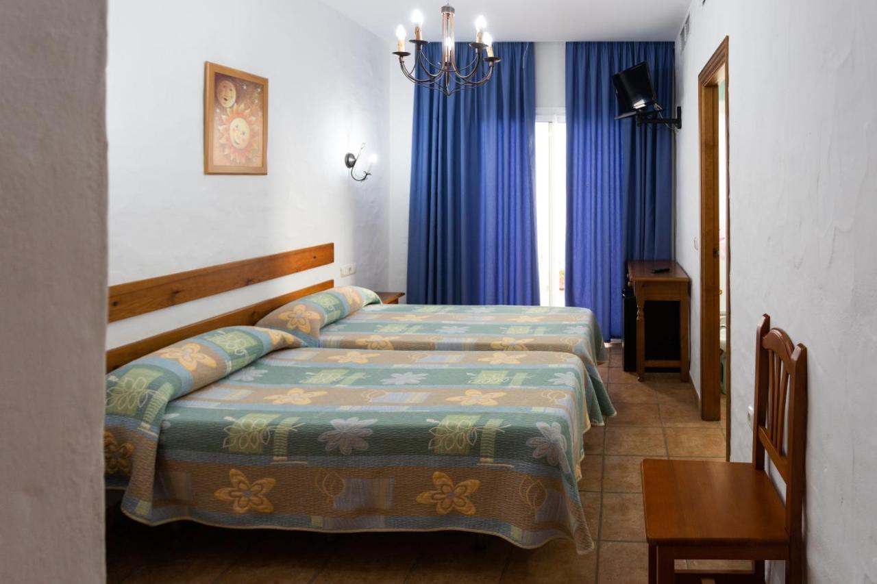 Hotel Oasis Atalaya Conil De La Frontera Luaran gambar