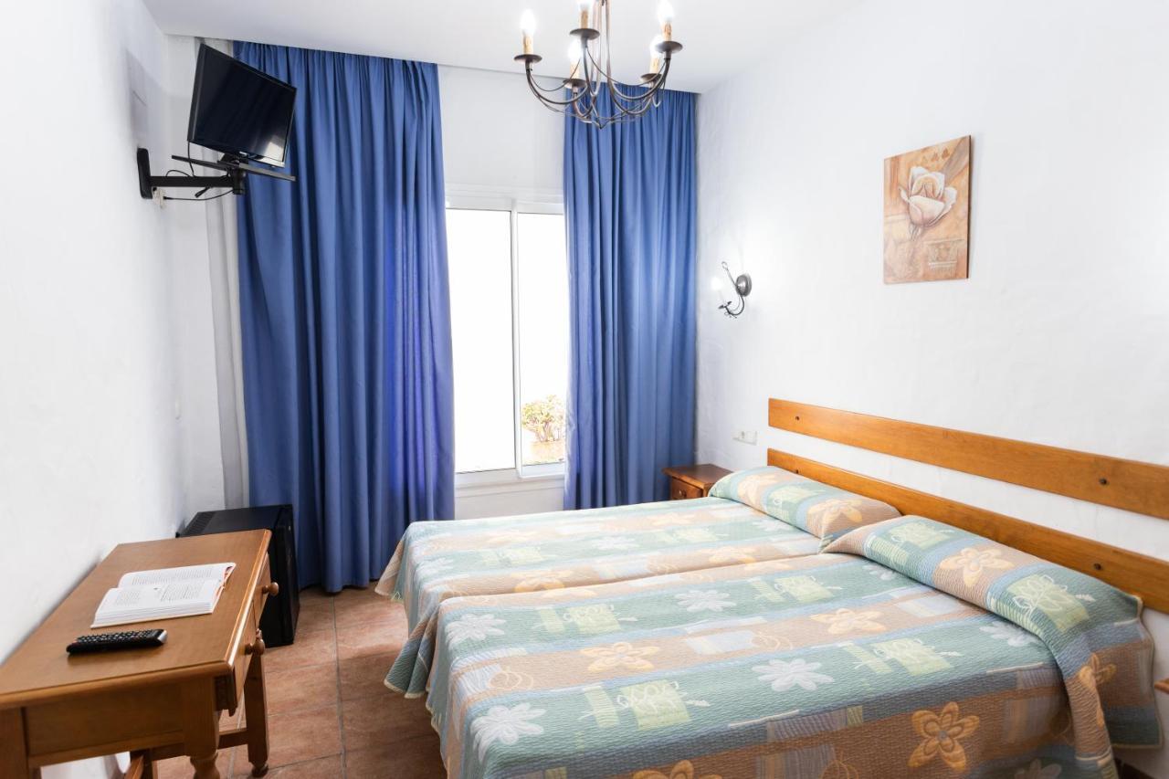 Hotel Oasis Atalaya Conil De La Frontera Luaran gambar